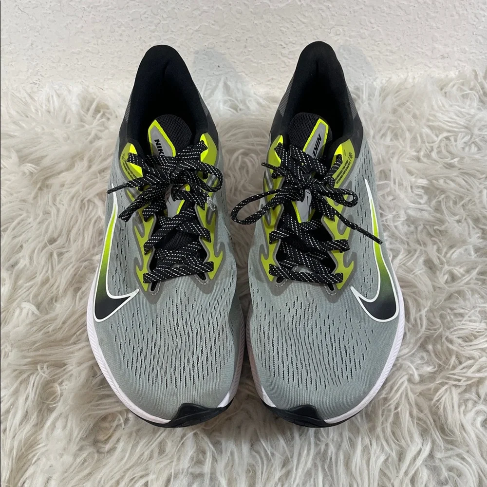 NIKE Air Zoom Winflo 7 'Smoke Grey Volt' Running Trainers Sneakers Size 12 - Picture 2 of 13